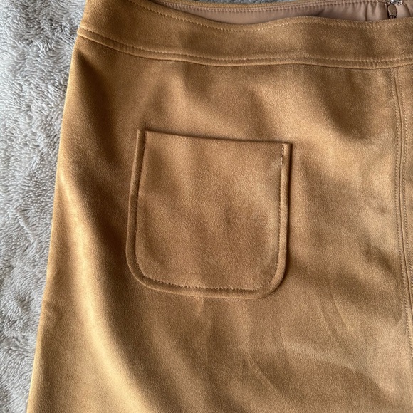 LOFT Plus Faux Suede Mini Skirt Tan Camel A-Line Pockets Boho Fall Chic - Picture 2 of 9